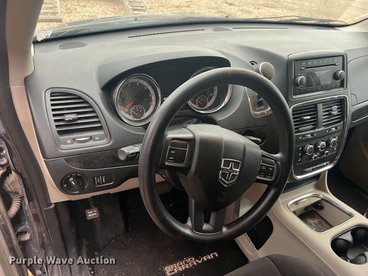 image for item JU9718 2012 Dodge Grand Caravan SXT  van