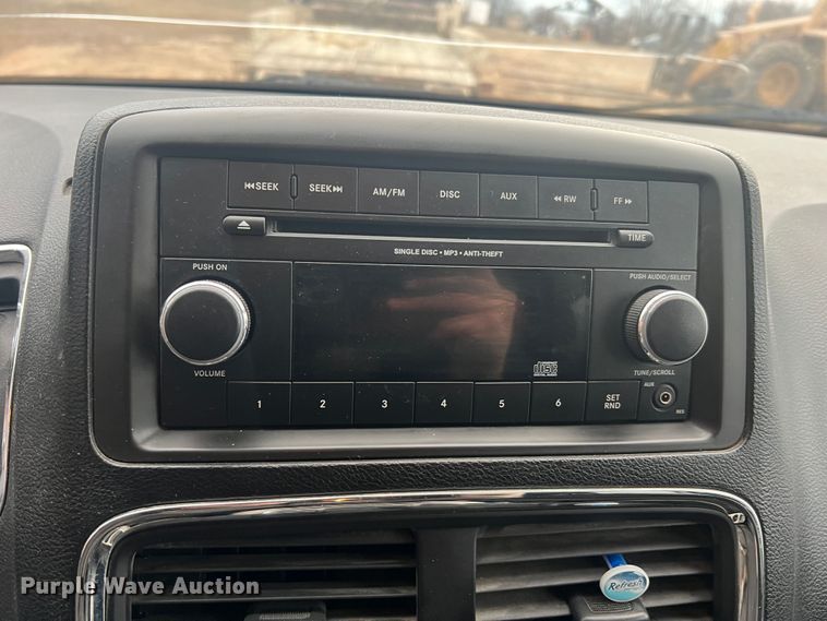 image for item JU9718 2012 Dodge Grand Caravan SXT  van