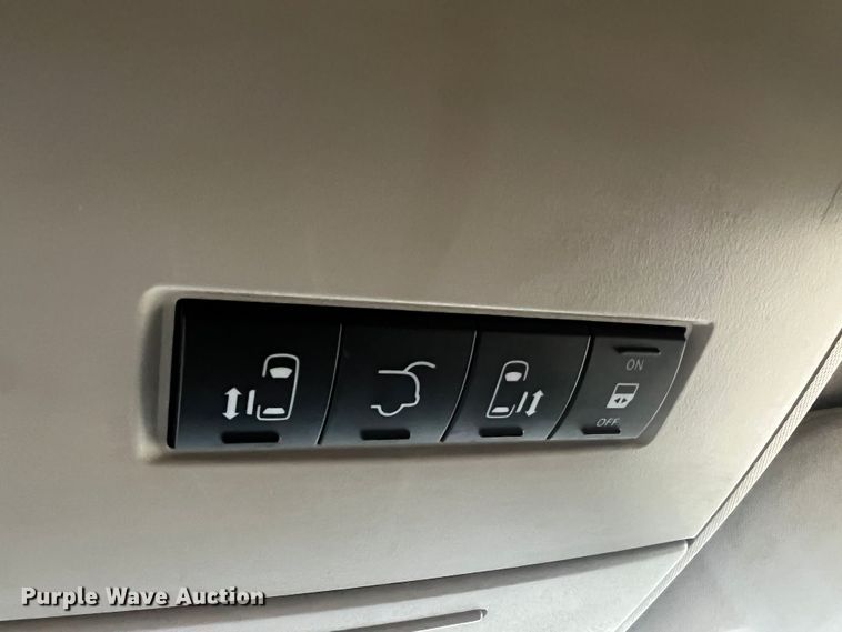 image for item JU9718 2012 Dodge Grand Caravan SXT  van