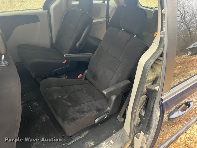 image for item JU9718 2012 Dodge Grand Caravan SXT  van