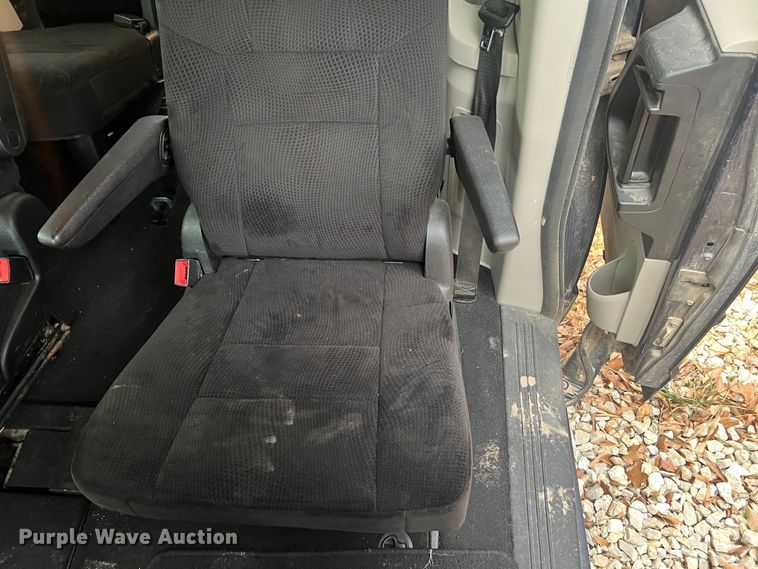 image for item JU9718 2012 Dodge Grand Caravan SXT  van