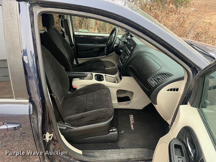 image for item JU9718 2012 Dodge Grand Caravan SXT  van