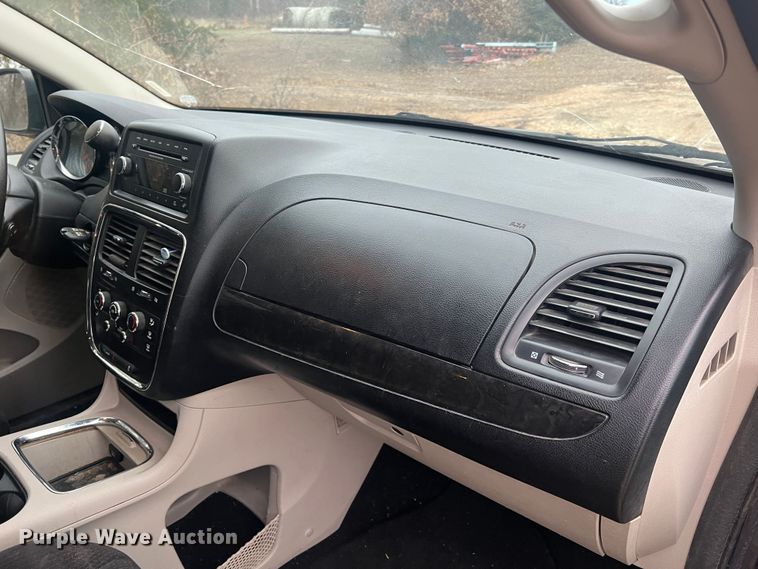 image for item JU9718 2012 Dodge Grand Caravan SXT  van