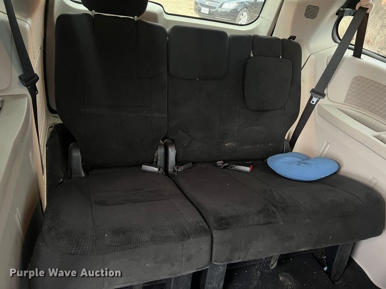 image for item JU9718 2012 Dodge Grand Caravan SXT  van