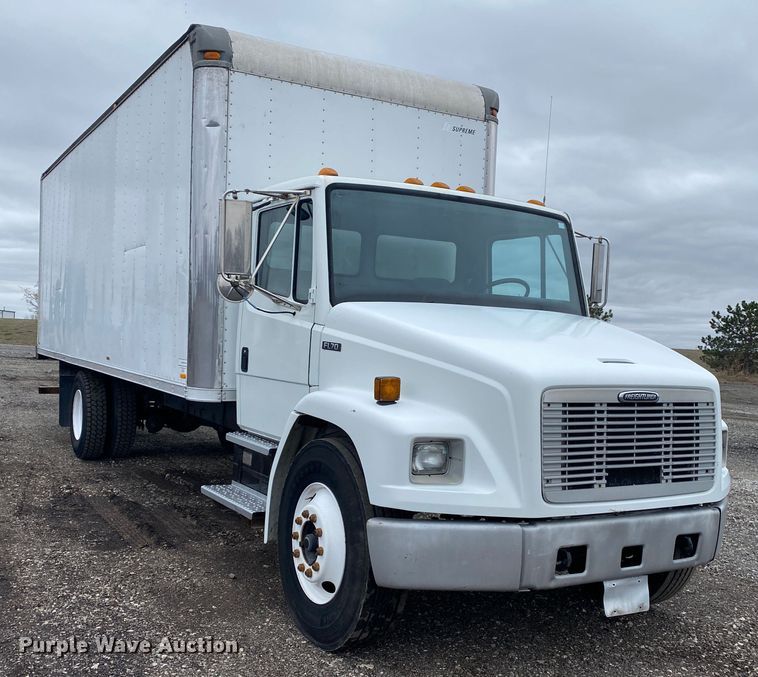 image for item JW9163 1999 Freightliner FL70  box truck