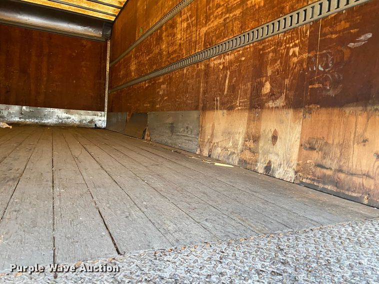 image for item JW9163 1999 Freightliner FL70  box truck