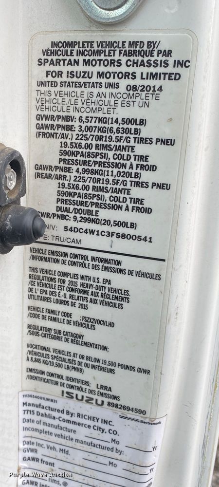 image for item JW9164 2015 Isuzu NPR  refrigerated delivery truck