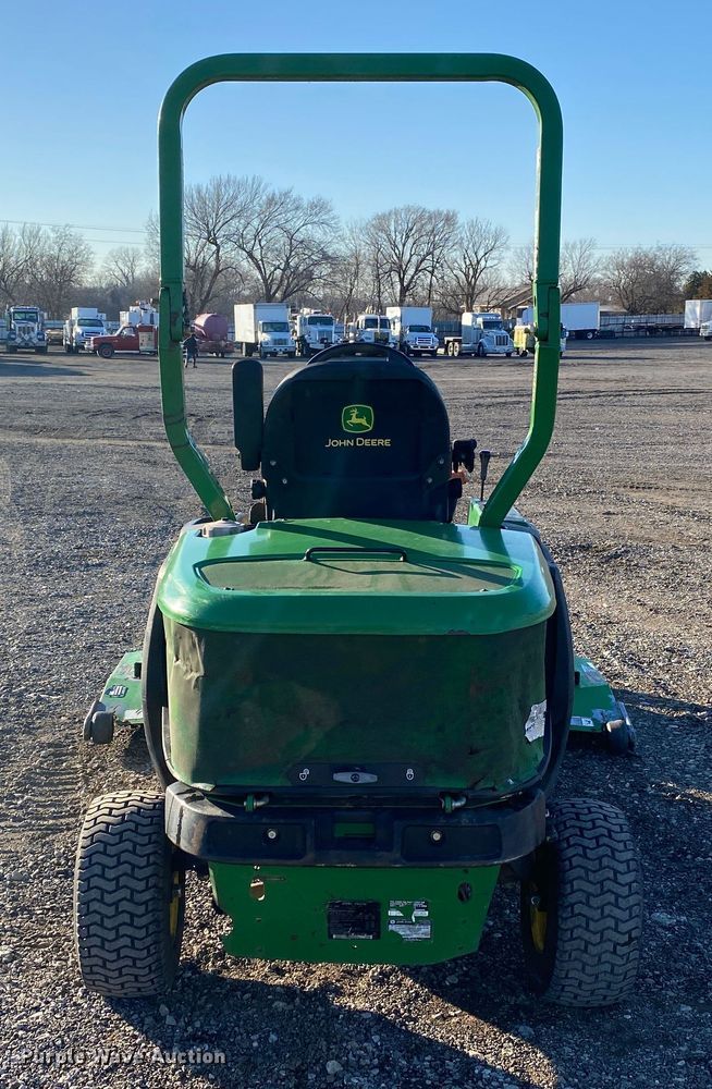 image for item JW9168 John Deere 1445 Series II  lawn mower