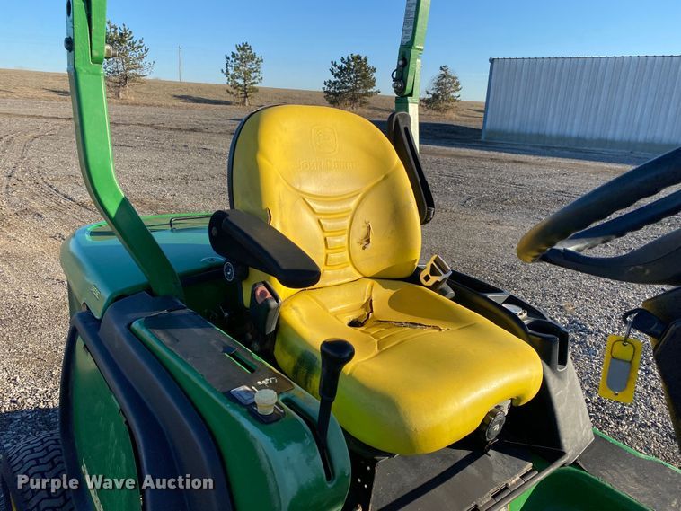 image for item JW9168 John Deere 1445 Series II  lawn mower