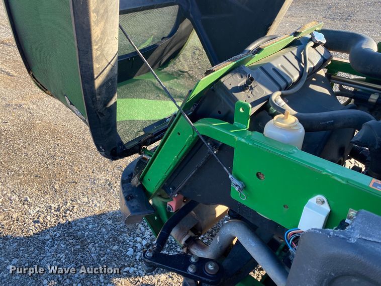 image for item JW9168 John Deere 1445 Series II  lawn mower