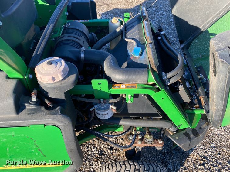 image for item JW9168 John Deere 1445 Series II  lawn mower