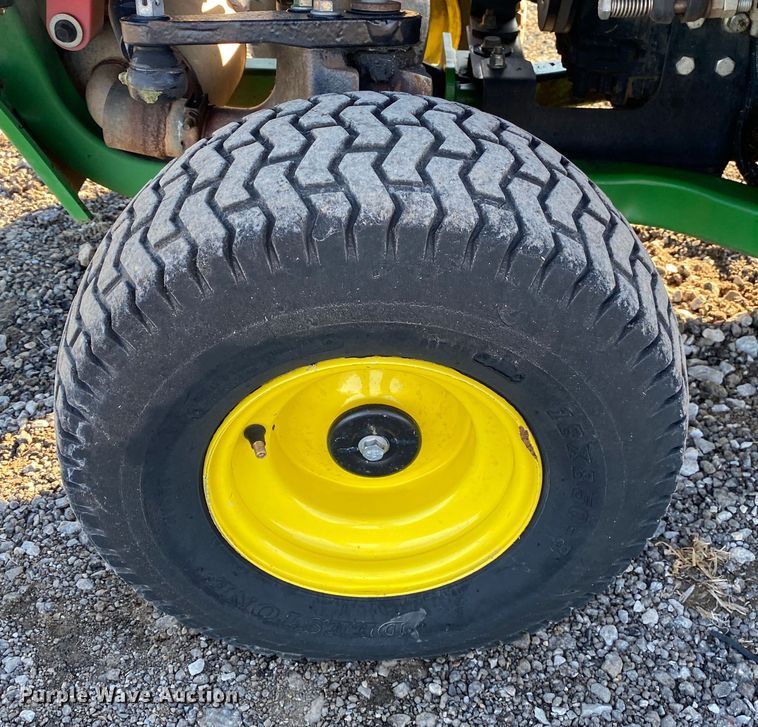 image for item JW9168 John Deere 1445 Series II  lawn mower