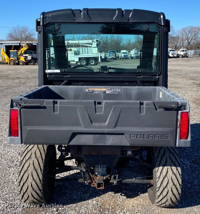 image for item JW9177 2016 Polaris Ranger ETX  utility vehicle