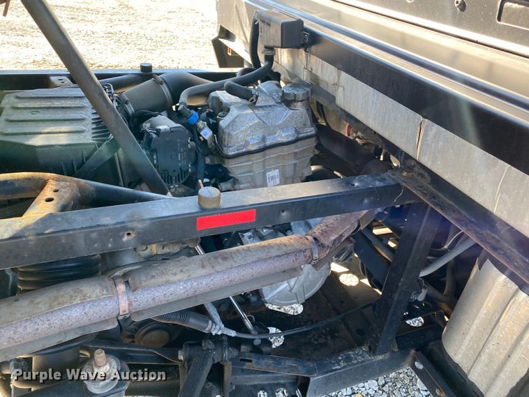 image for item JW9177 2016 Polaris Ranger ETX  utility vehicle