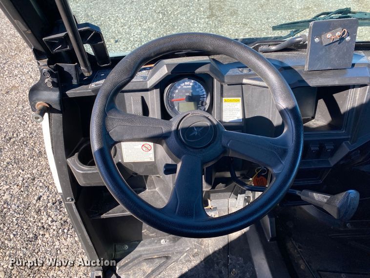 image for item JW9177 2016 Polaris Ranger ETX  utility vehicle