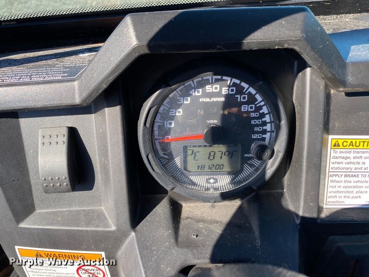 image for item JW9177 2016 Polaris Ranger ETX  utility vehicle