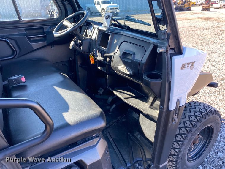 image for item JW9177 2016 Polaris Ranger ETX  utility vehicle