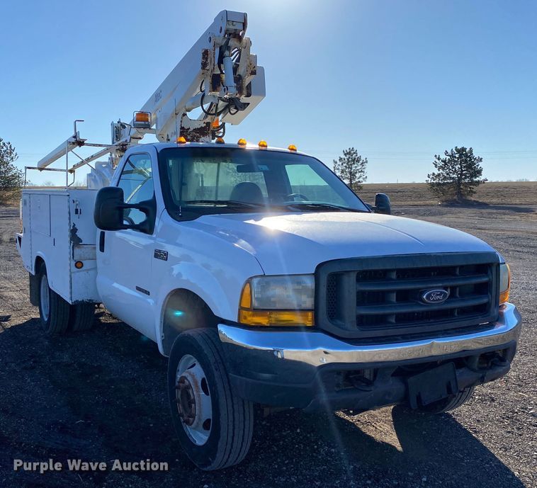 image for item JW9182 2000 Ford F450 Super Duty  bucket truck