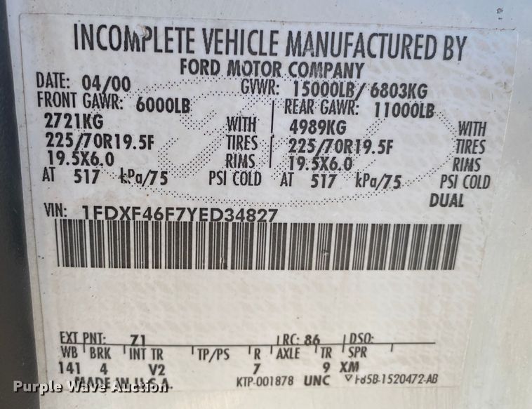 image for item JW9182 2000 Ford F450 Super Duty  bucket truck