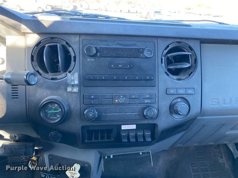 image for item JW9183 2011 Ford F750 Super Duty  flatbed truck