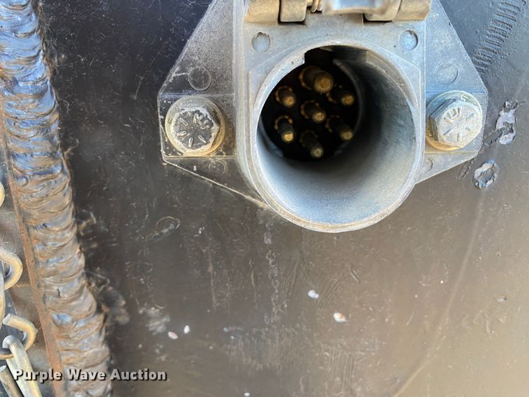 image for item JW9183 2011 Ford F750 Super Duty  flatbed truck