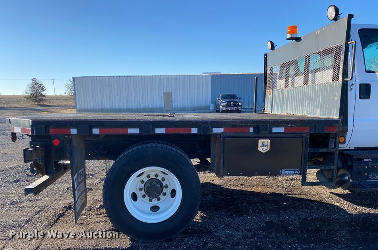 image for item JW9183 2011 Ford F750 Super Duty  flatbed truck