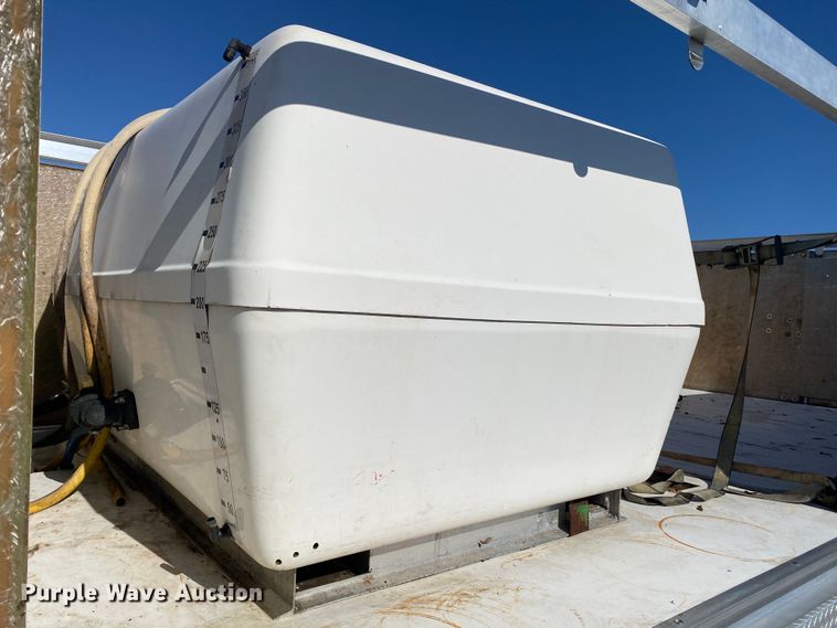 image for item JW9189 2011 Ford F650  flatbed truck