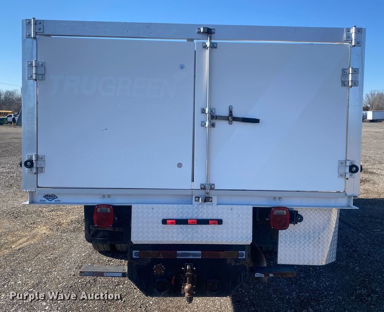 image for item JW9189 2011 Ford F650  flatbed truck