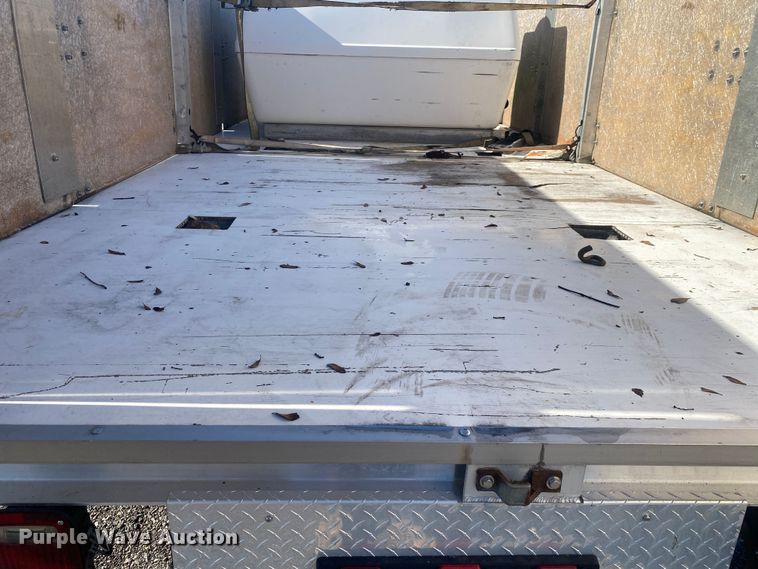 image for item JW9189 2011 Ford F650  flatbed truck