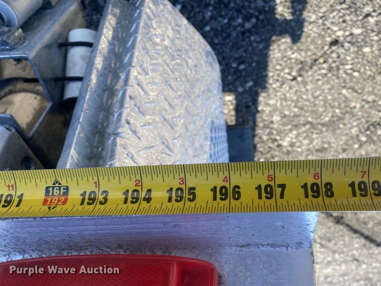 image for item JW9189 2011 Ford F650  flatbed truck