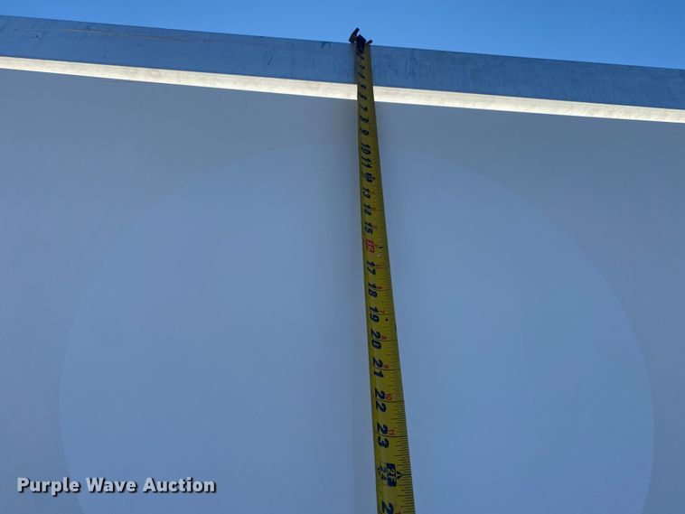 image for item JW9189 2011 Ford F650  flatbed truck