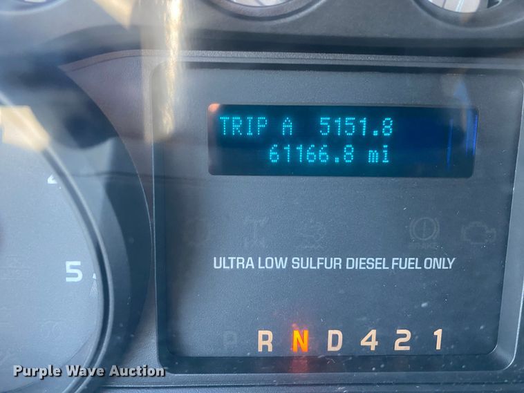 image for item JW9189 2011 Ford F650  flatbed truck