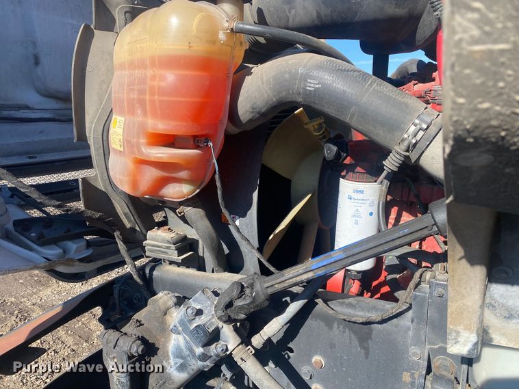 image for item JW9189 2011 Ford F650  flatbed truck