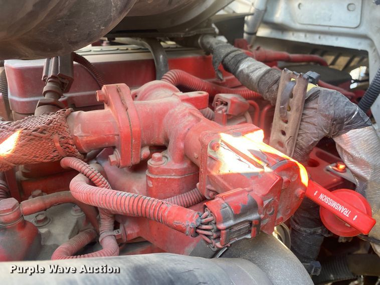 image for item JW9189 2011 Ford F650  flatbed truck