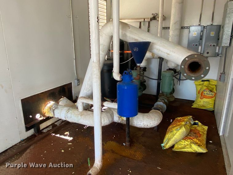 image for item JW9193 2014 Big Tex 22GN-25  equipment trailer