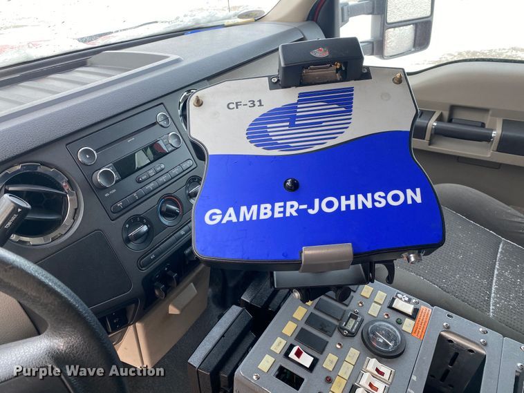 image for item JW9242 2009 Ford F450 Super Duty XLT  ambulance