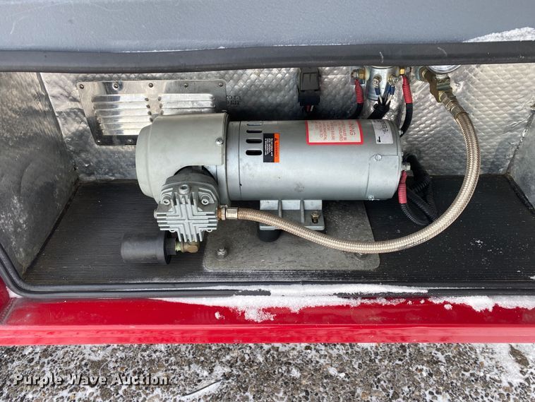 image for item JW9242 2009 Ford F450 Super Duty XLT  ambulance