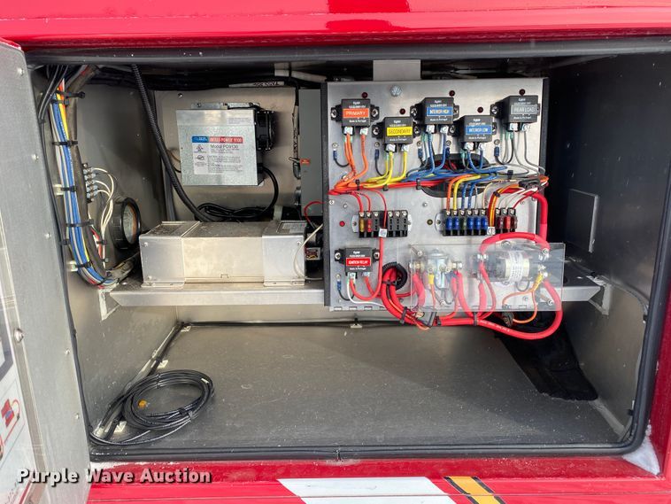 image for item JW9242 2009 Ford F450 Super Duty XLT  ambulance