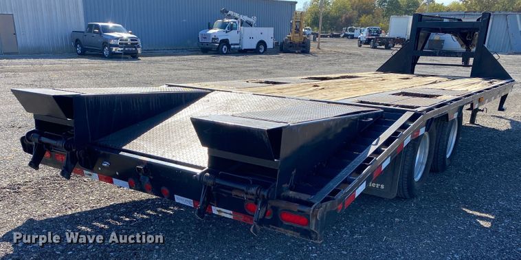 image for item JW9343 2013 Big Tex 25GN  equipment trailer