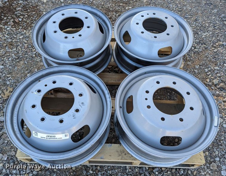 image for item JX9222 (4) Ford Maxion wheels