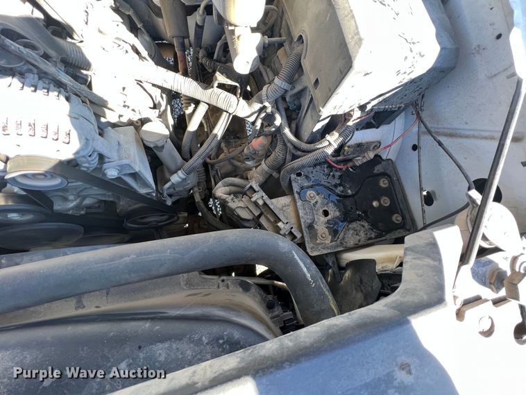 image for item KR9613 2011 Chevrolet Silverado 2500HD  utility bed pickup truck