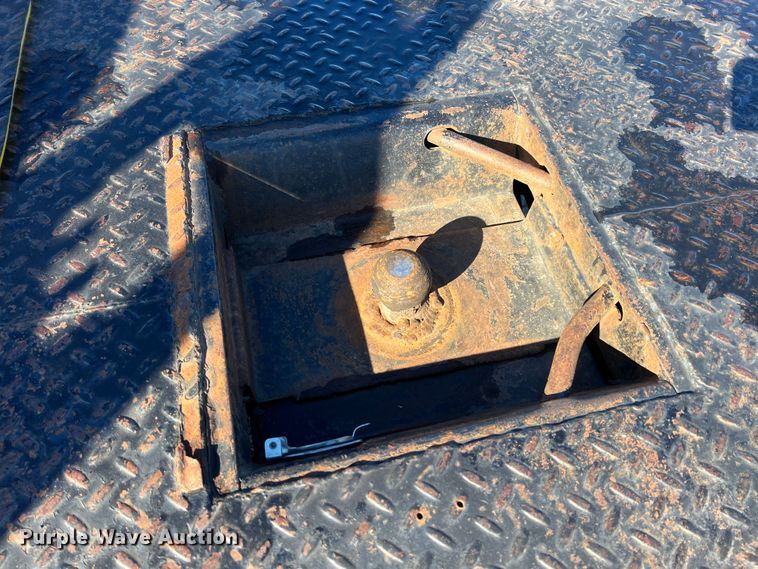 image for item KR9614 2007 Dodge Ram 3500  Quad Cab flatbed pickup truck