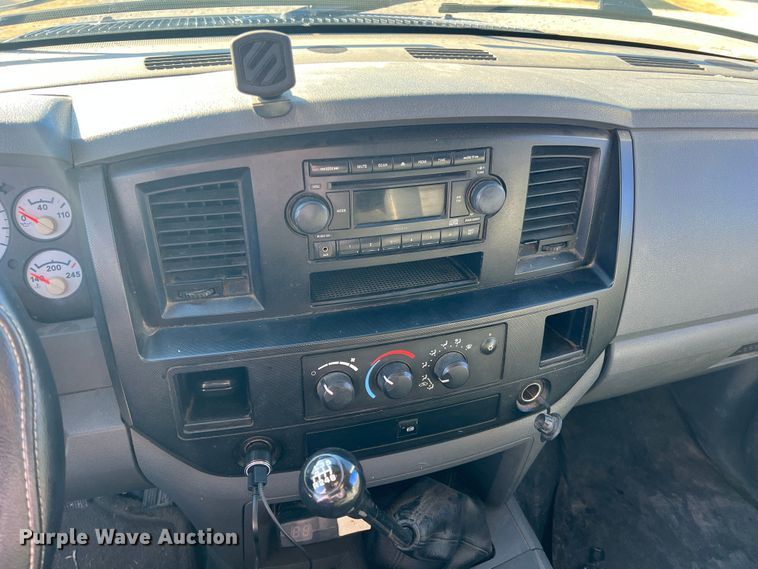 image for item KR9614 2007 Dodge Ram 3500  Quad Cab flatbed pickup truck