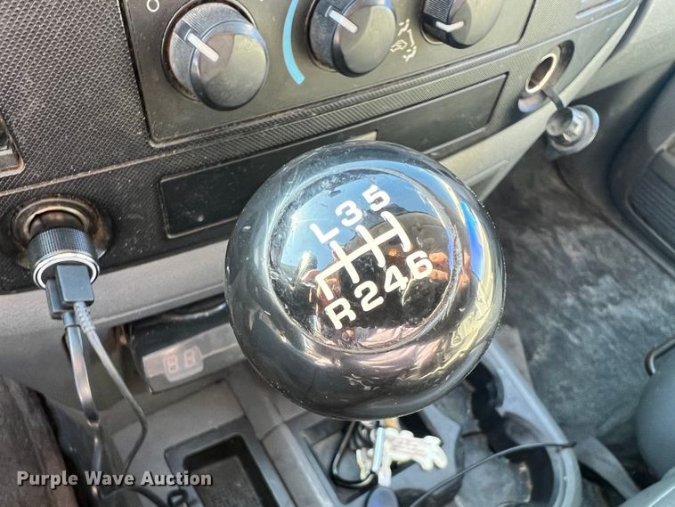 image for item KR9614 2007 Dodge Ram 3500  Quad Cab flatbed pickup truck