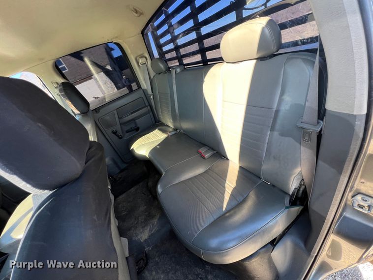 image for item KR9614 2007 Dodge Ram 3500  Quad Cab flatbed pickup truck