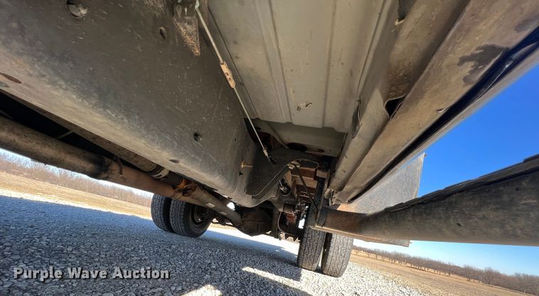 image for item KR9614 2007 Dodge Ram 3500  Quad Cab flatbed pickup truck