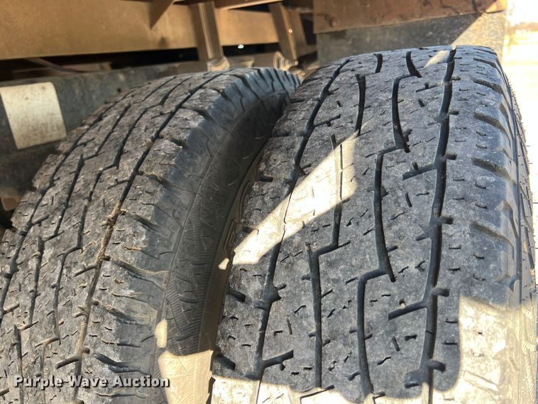 image for item KR9614 2007 Dodge Ram 3500  Quad Cab flatbed pickup truck