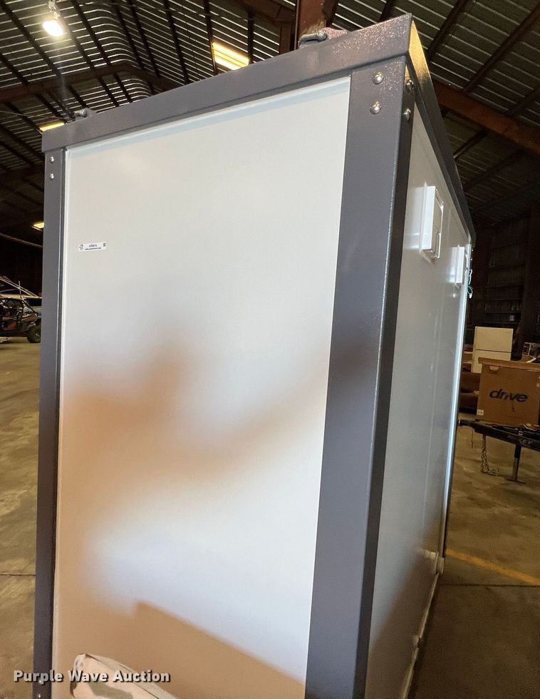 image for item KR9616 Portable restroom
