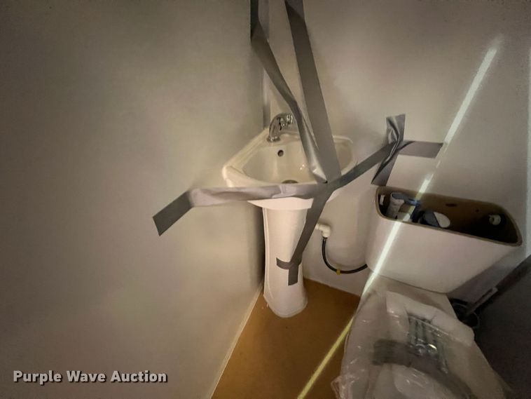 image for item KR9616 Portable restroom