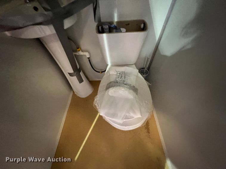 image for item KR9616 Portable restroom